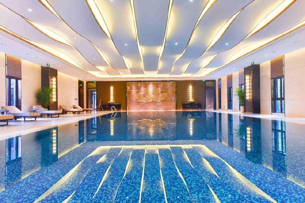 泳池專用除濕設(shè)備工作原理及特點